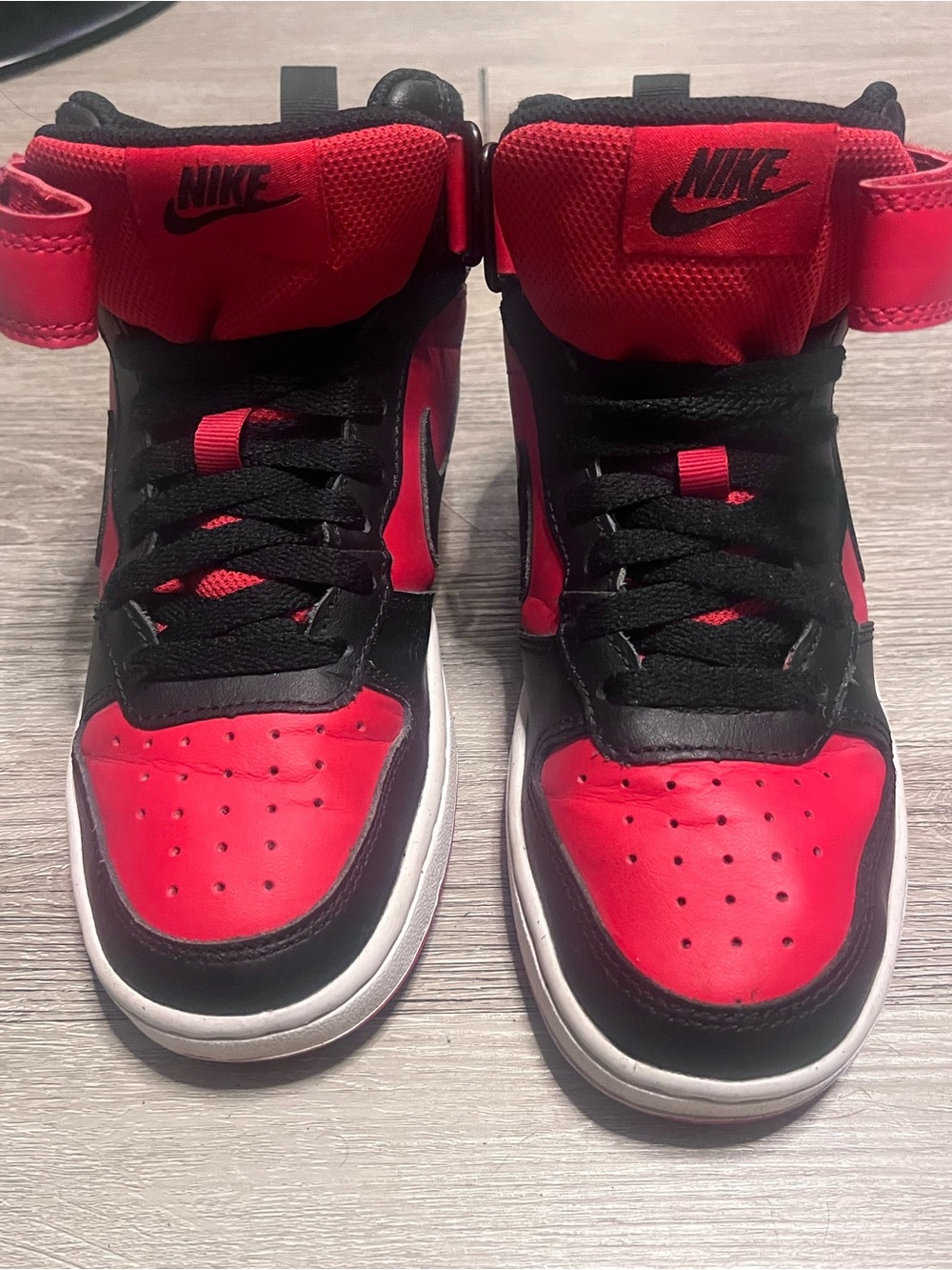 Nike Kids’ High-Top Sneakers in Red and Black Size 4Y - Picture 7 of 11